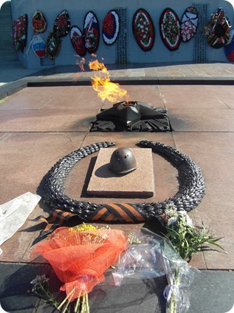 2013-08-01-006 2013-08-01-006