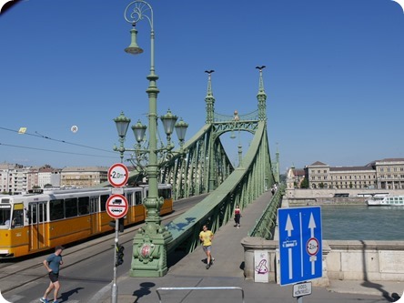 file 1440x1080_000419 file 1440x1080_000419